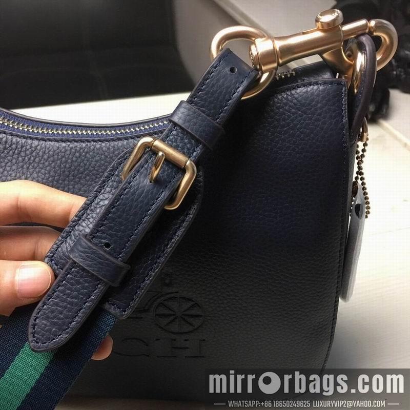 Replica Coach Bags XXL72702 black