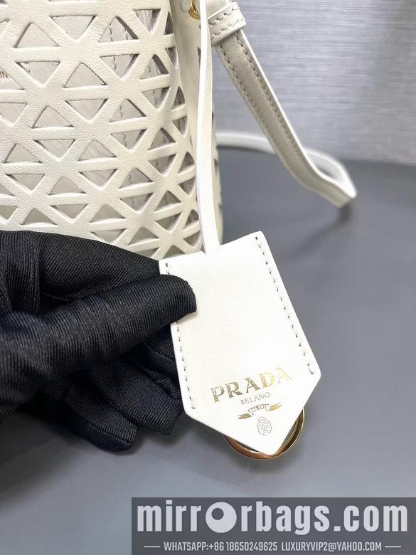 Replica Prada Bags 1BA217 18X17X10.5cm