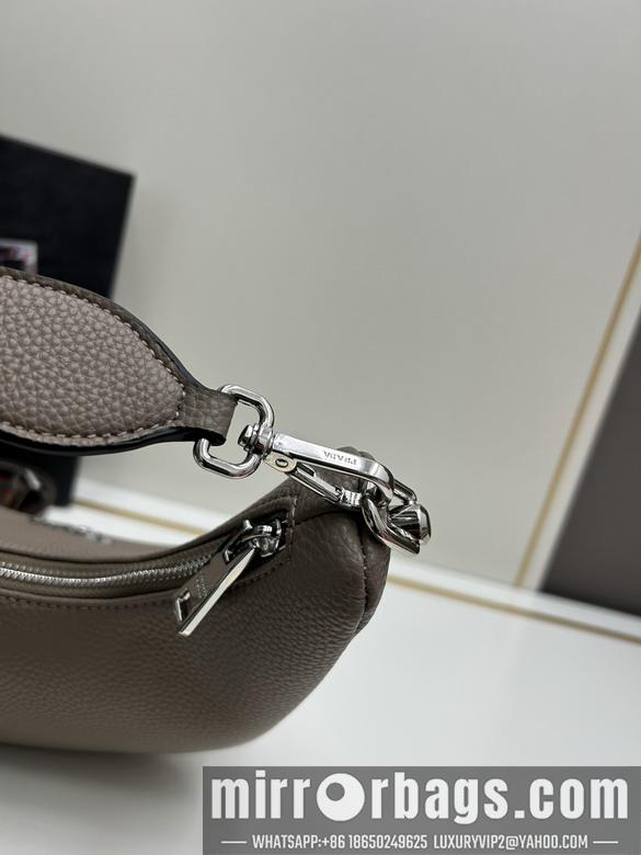 Replica Prada Bags Prada 1BA108 24x13x7cm jj3