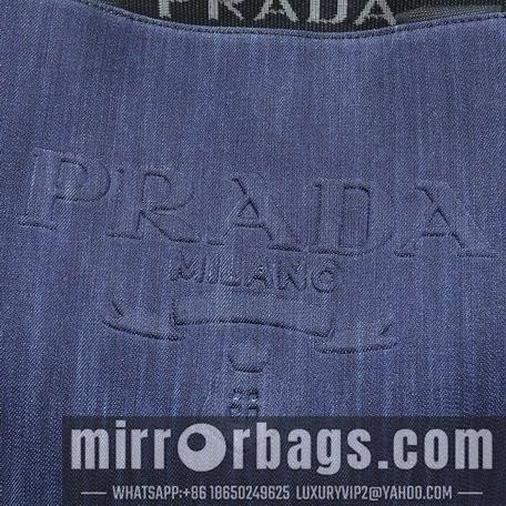 Replica Prada Bags Prada洗水牛仔 38.5x16x45cm zy