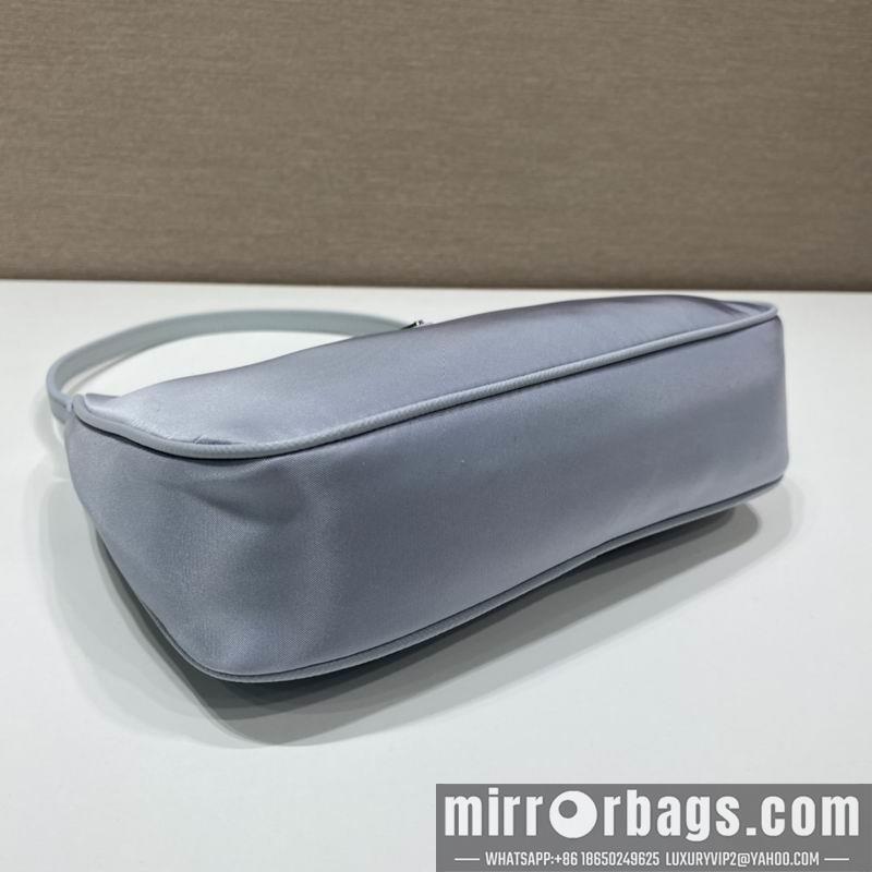 Replica Prada Bags Hobo Re-Edition Re-Nylon 1NE204 22x12x6cm ap 08