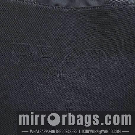 Replica Prada Bags Prada洗水牛仔 38.5x16x45cm zy