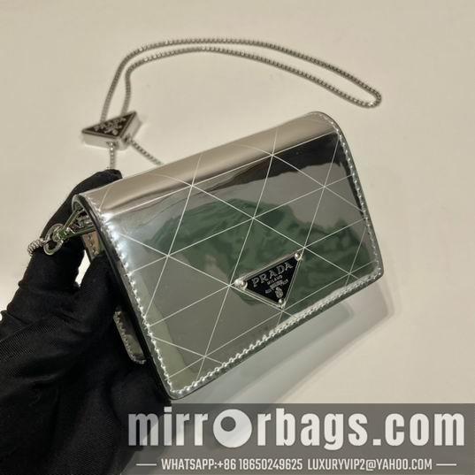 Replica Prada Bags Parda 1MR024银色镜面 11.5x8cm Ap