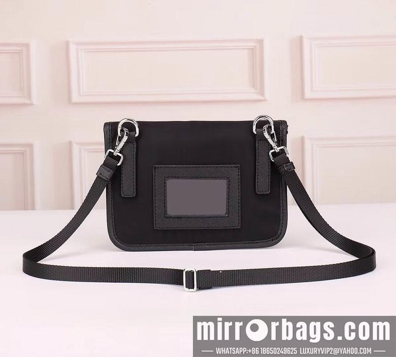 Replica Prada Bags 21X16X5cm 053058 XM