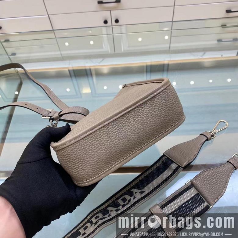 Replica Prada Bags 1BH191 20X19X6cm XM