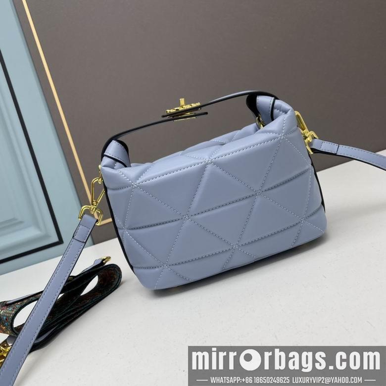 Replica Prada Bags 66200 21X18X10cm XM 3