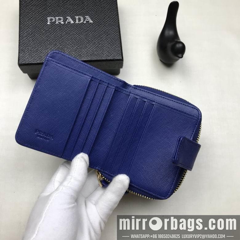 Replica Prada Bags LM0522 10x9x2cm YG 4