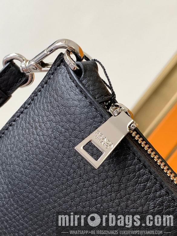 Replica Prada Bags 8634-4 28X18.5X1cm XM
