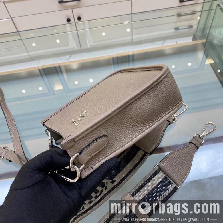 Replica Prada Bags 1BH191 20X19X6cm XM