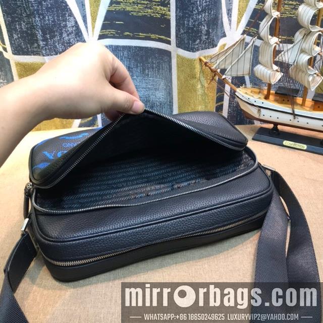 Replica Prada Bags 30X20X8cm 041311 XM