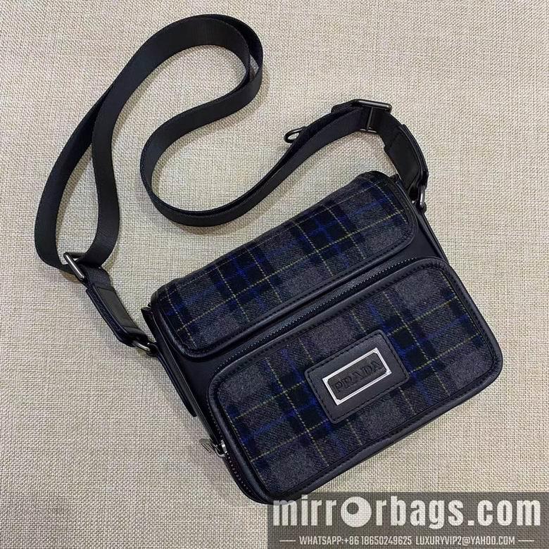 Replica Prada Bags 20X17X8cm 050713 XM