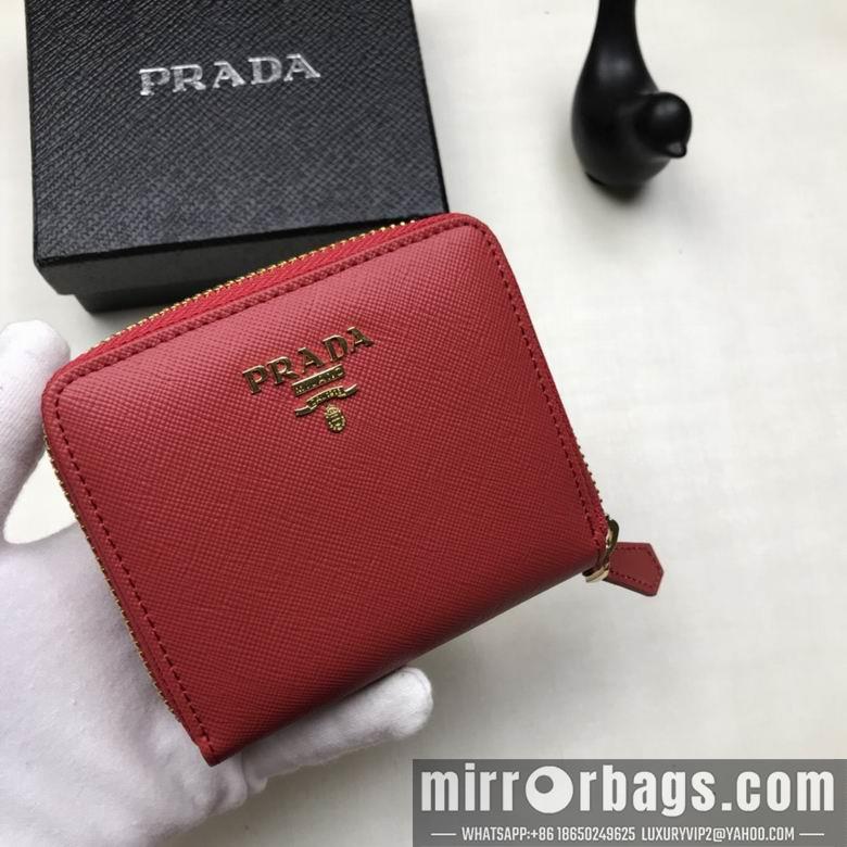Replica Prada Bags LM0522 10x9x2cm YG 5