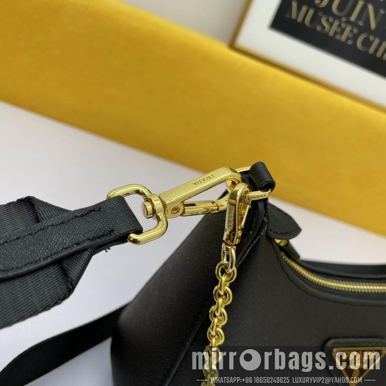 Replica Prada Bags WW1BH204黑 18X22X6.5