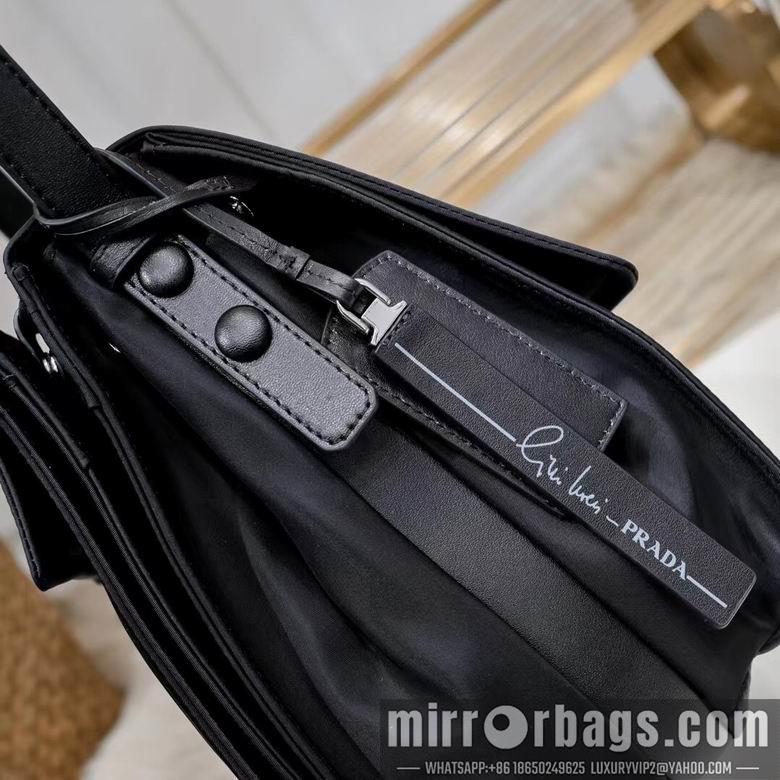 Replica Prada Bags WM1BD256 36X28X14