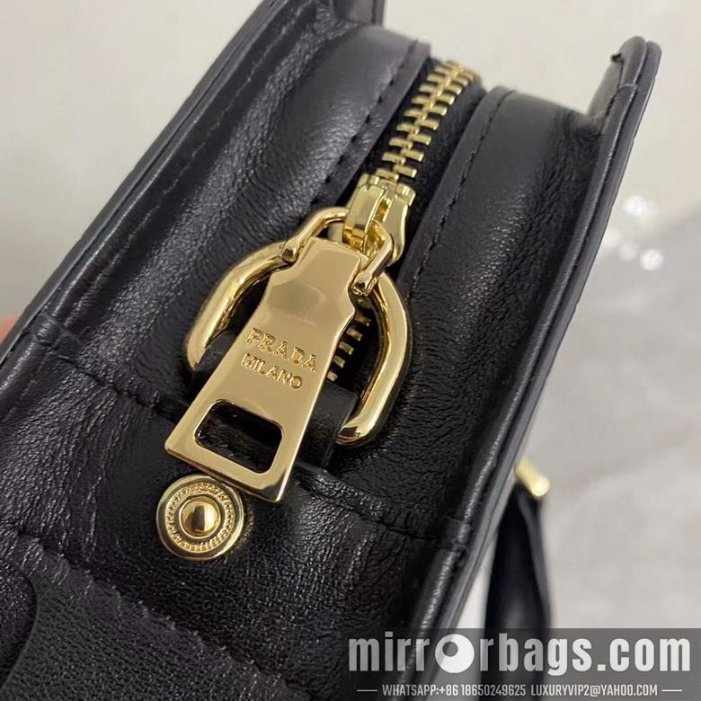 Replica Prada Bags 39X29X7cm 010310 XM
