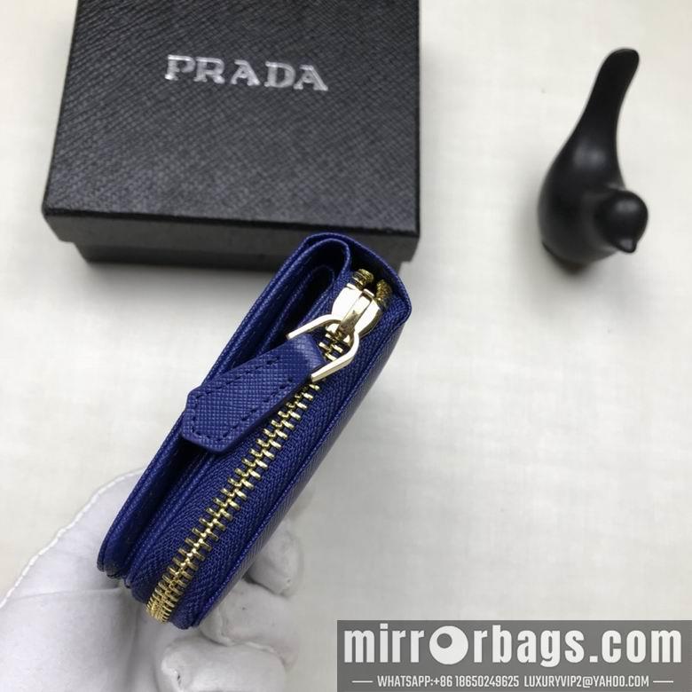 Replica Prada Bags LM0522 10x9x2cm YG 4