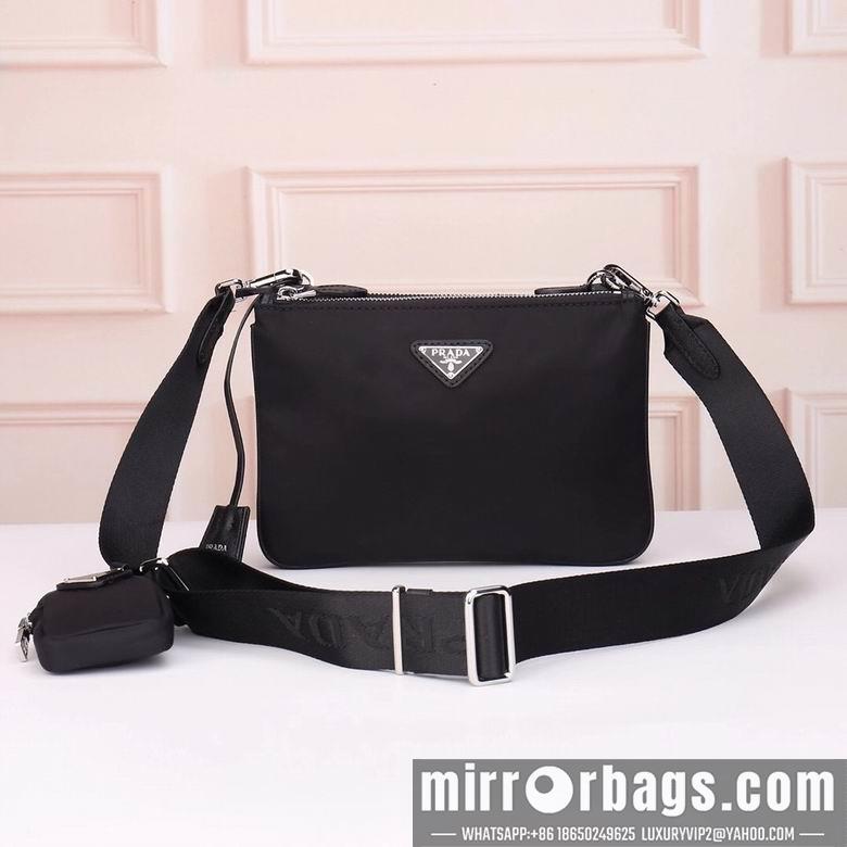 Replica Prada Bags 24X17.5X4cm 053053 XM