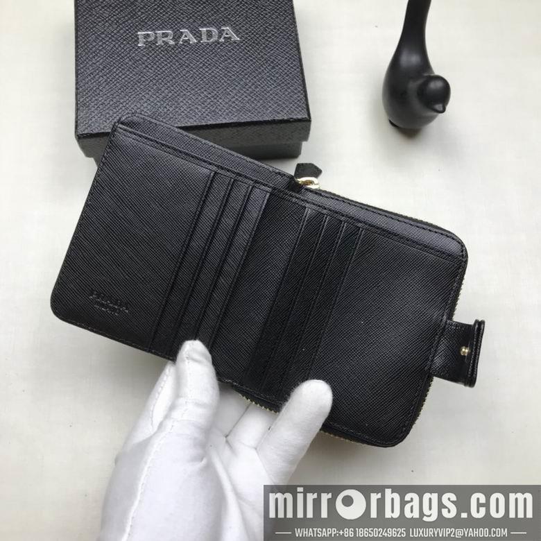 Replica Prada Bags LM0522 10x9x2cm YG 3