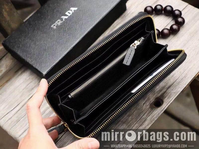 Replica Prada Bags 9005 19X10.5X2.5cm XM