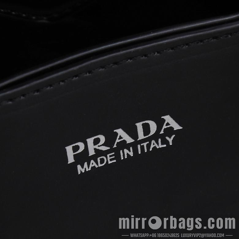 Replica Prada Bags 1012 16X21X10cm XM 5