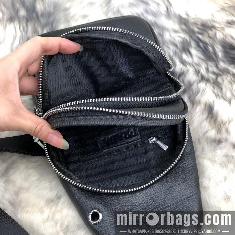 Replica Prada Bags 33048-1 17X29X6.5cm XM