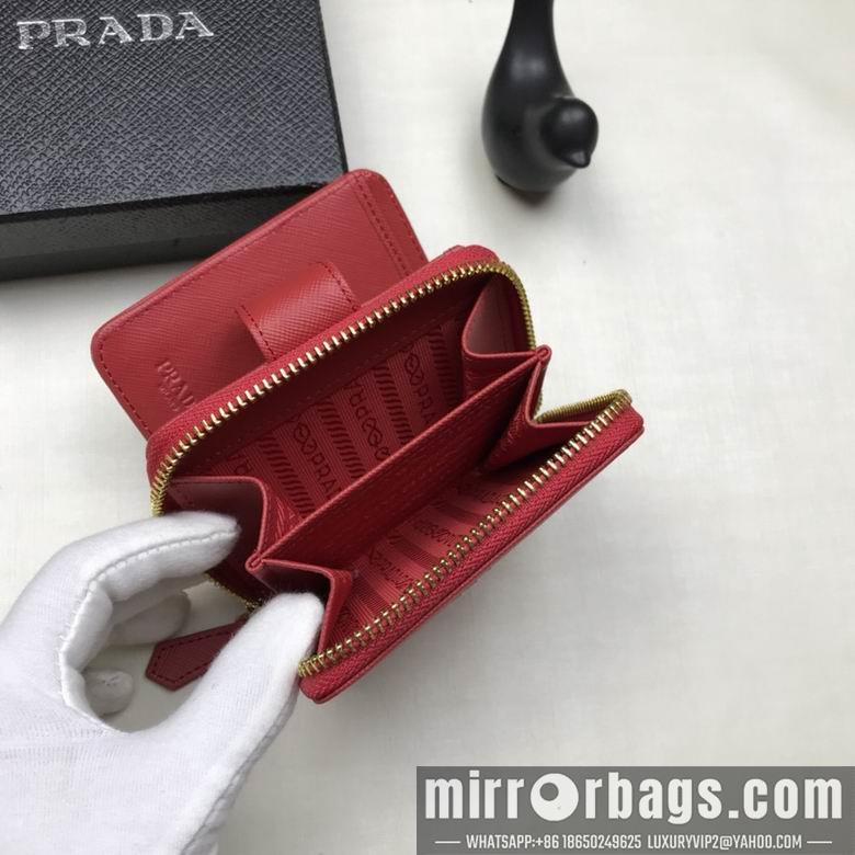 Replica Prada Bags LM0522 10x9x2cm YG 5