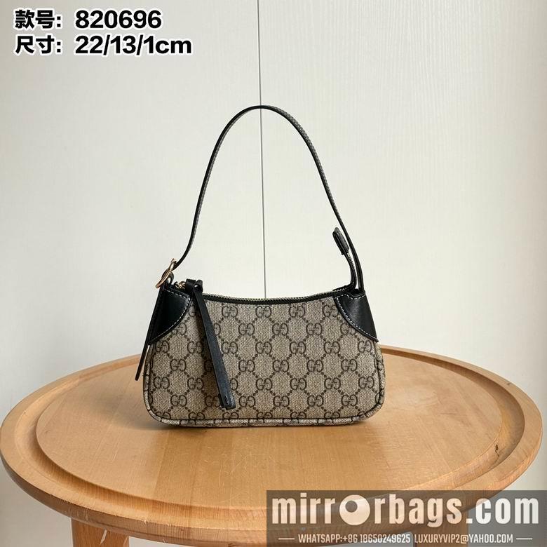 Replica Gucci Bags 1:1 Emblem 820696 23X13X2cm DF