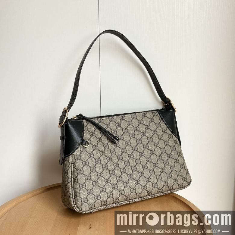 Replica Gucci Bags 1:1 Emblem 815216 31.5X21X8cm DF