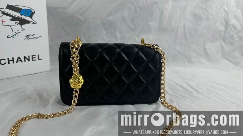 1:1 Replica Chanel Bags 741 17cm WO 3色