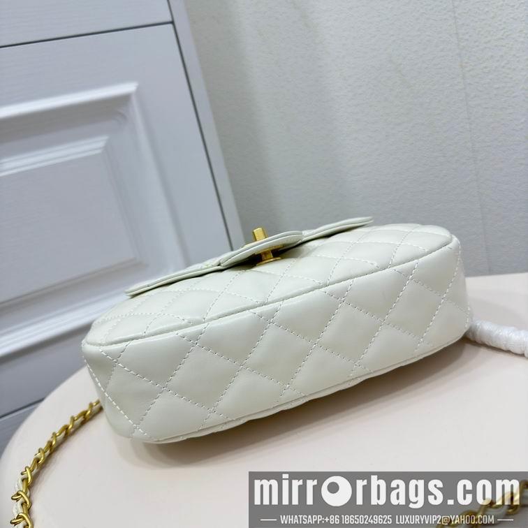 1:1 Replica Chanel Bags Chanel 6826 23x6.5x14cm zy1