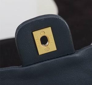 1:1 Replica Chanel Bags WO8041 20X2X6