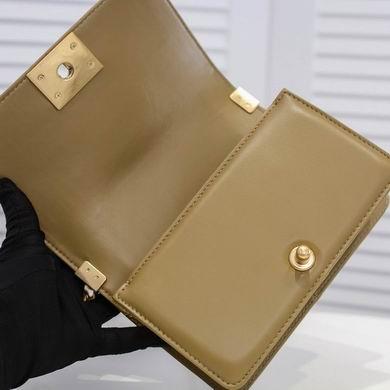 1:1 Replica Chanel Bags WO67085 20X12X7
