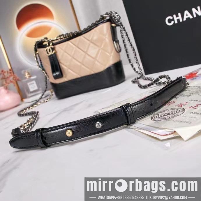 1:1 Replica Chanel Bags 221116 20cm WO