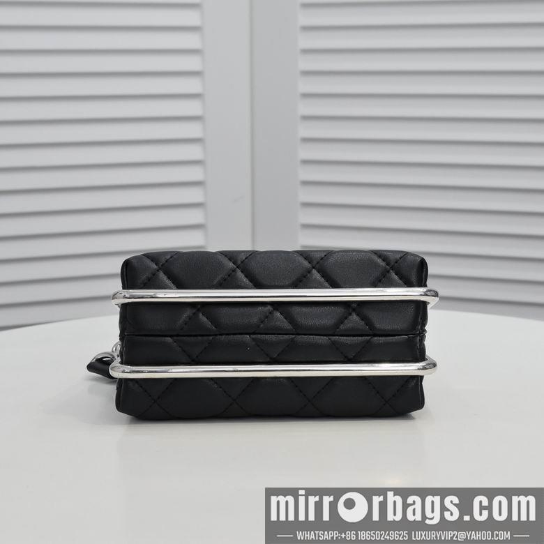1:1 Replica Chanel Bags WO219152 18X19.5X8.5