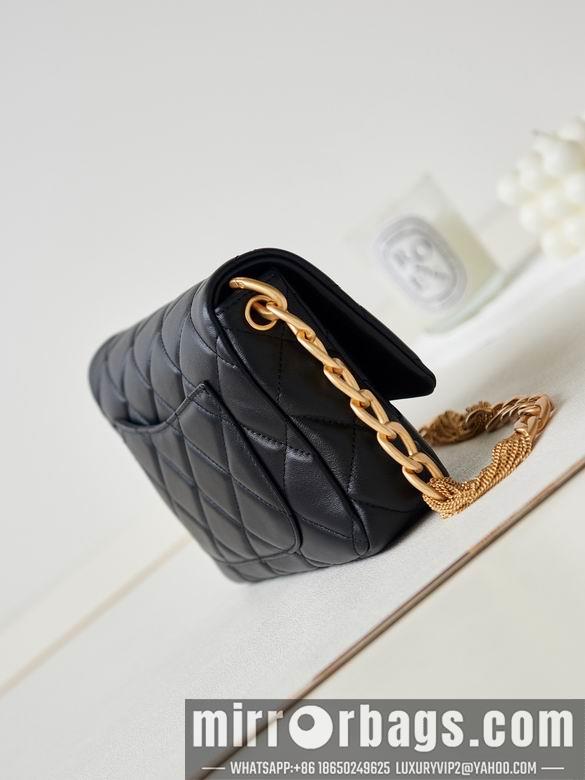 1:1 Replica Chanel Bags 9030 17X21X6cm WO