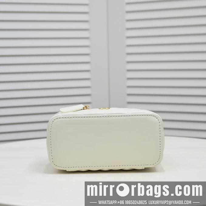 1:1 Replica Chanel Bags WO8104 17X8X9.5
