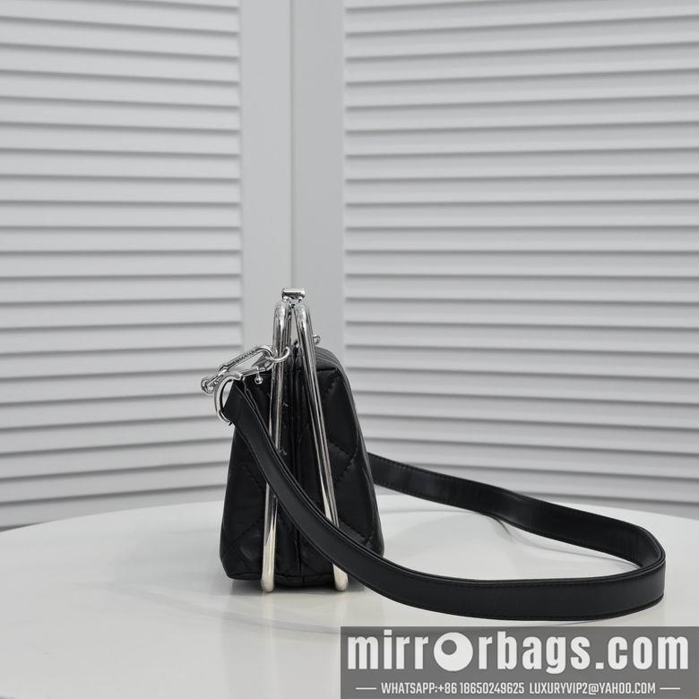 1:1 Replica Chanel Bags WO219152 18X19.5X8.5