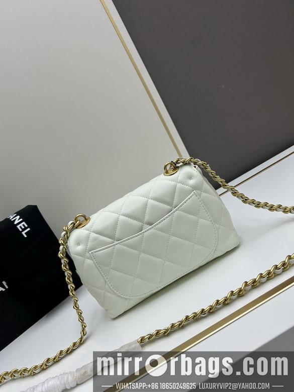 1:1 Replica Chanel Bags Chanel 5115 13x20.5x6.5cm jj2