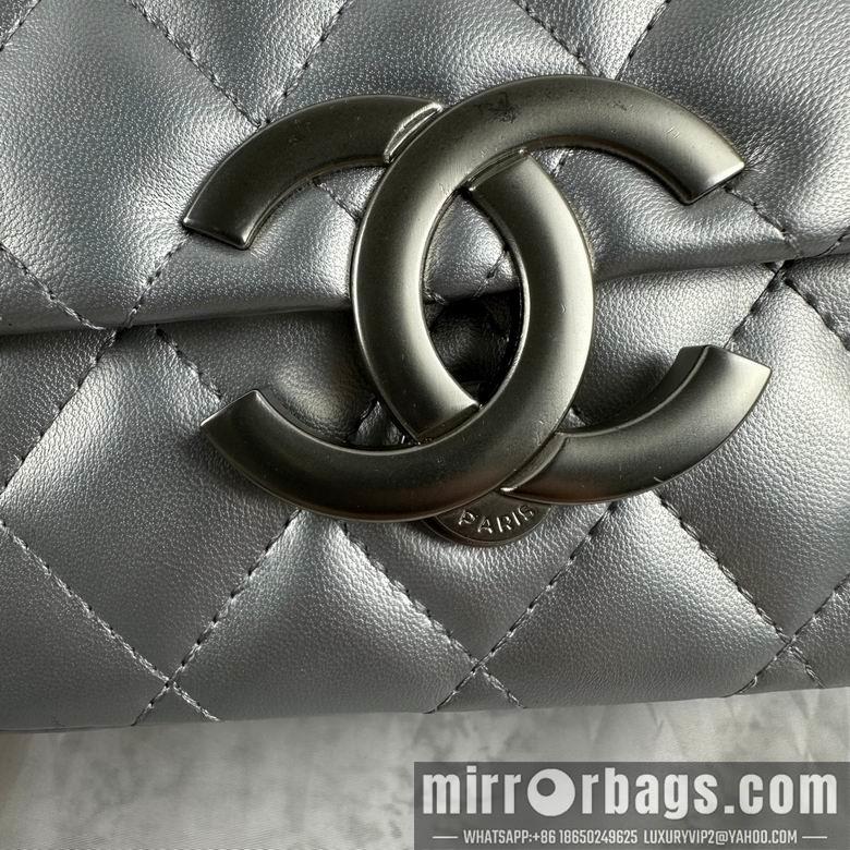 1:1 Replica Chanel Bags 605 12X16X3.5cm WO 3colour