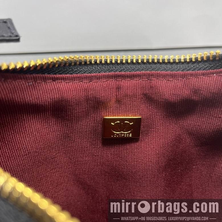 1:1 Replica Chanel Bags 3305 17.5X24X6cm WO  2colour