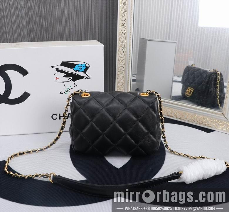 1:1 Replica Chanel Bags 8819 18X12cm WO