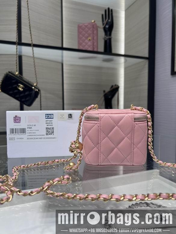 1:1 Replica Chanel Bags AP1447Y9610 WO