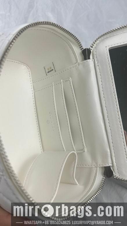 1:1 Replica Chanel Bags 760-1 17X8X10cm WO 3colour
