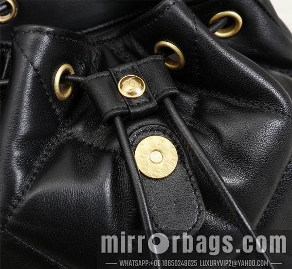 1:1 Replica Chanel Bags WO68939 21X23X12