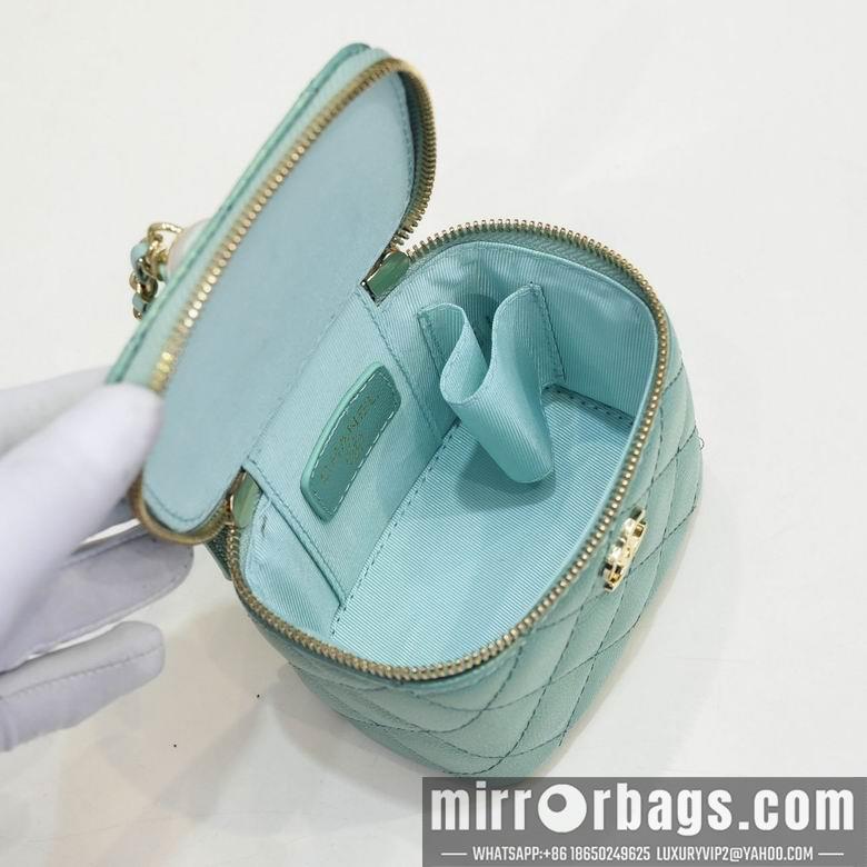 1:1 Replica Chanel Bags 盒子包 8102 12X10X7cm WO