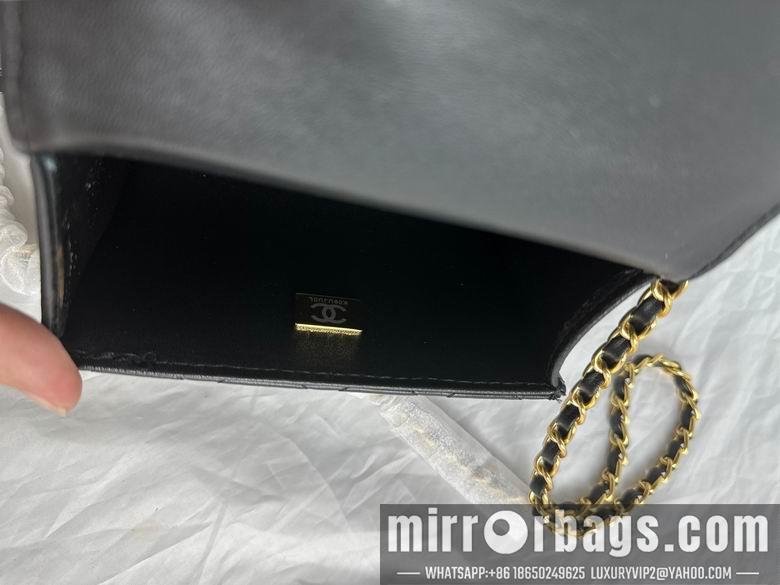 1:1 Replica Chanel Bags 755 16X11cm WO 2colour