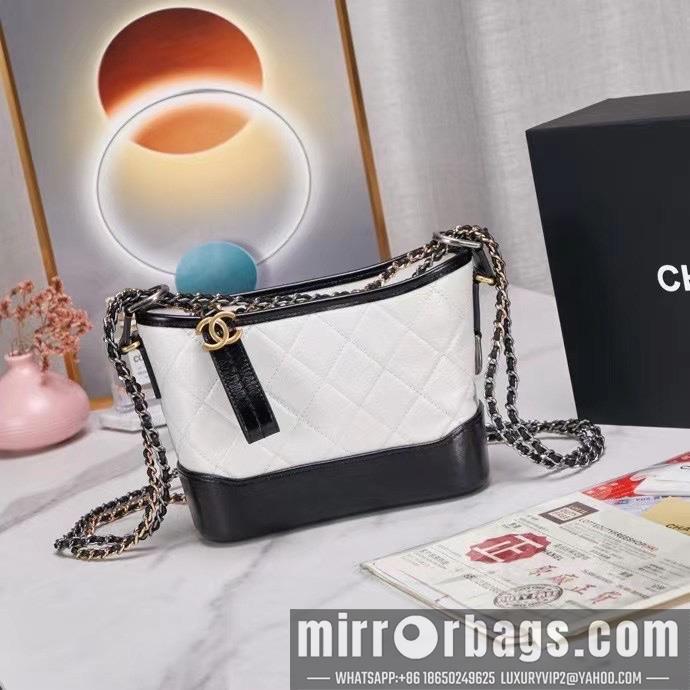 1:1 Replica Chanel Bags 221111 20cm WO