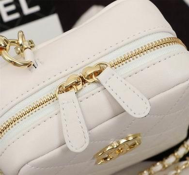 1:1 Replica Chanel Bags 8222 17.5X14X7cm WO 2colour