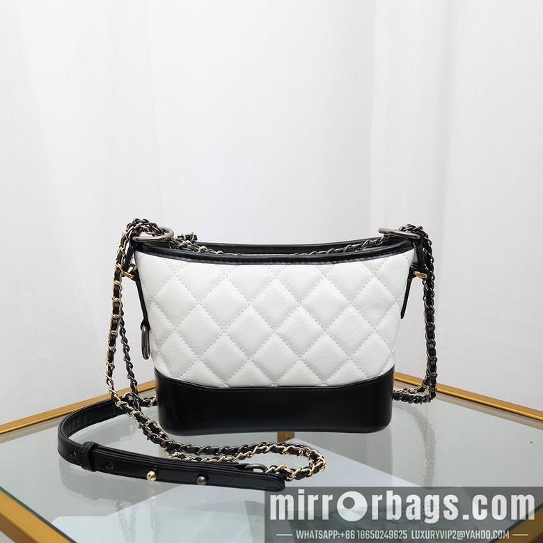 1:1 Replica Chanel Bags 6683 20cm YG 2colour