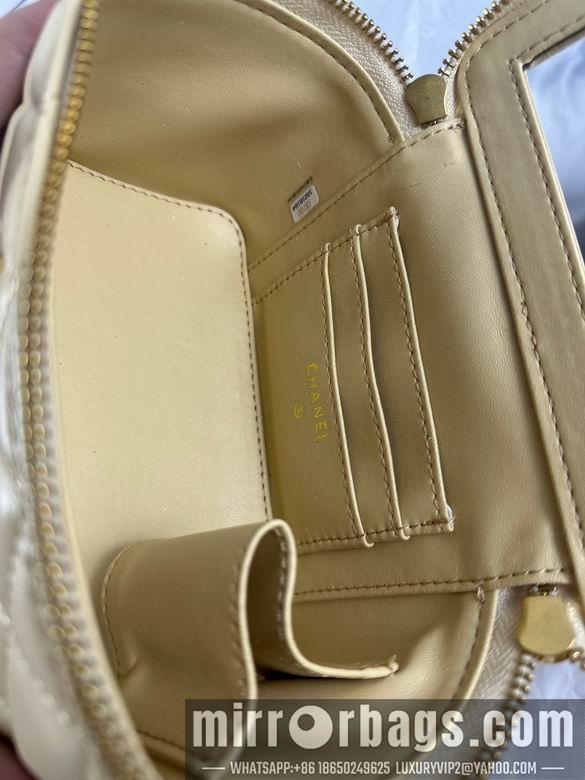 1:1 Replica Chanel Bags 740 18X10X9cm WO 3colour